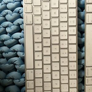 Apple Mac Magic Keyboard, GUC